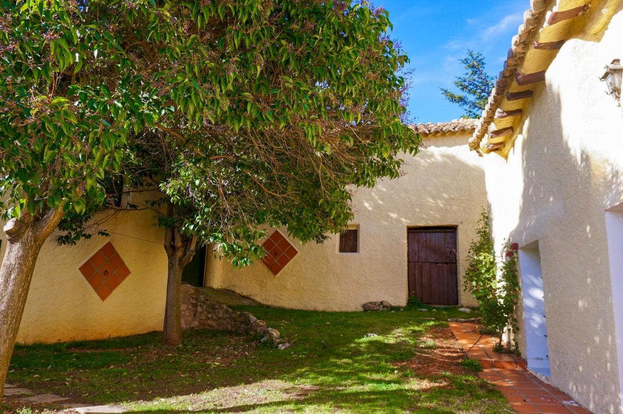 Masia La Sazadilla Con Piscina Chalet Albentosa