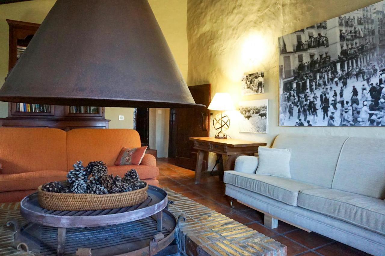 Masia La Sazadilla Con Piscina Chalet *